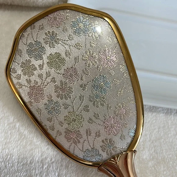 Vintage Brush with embroidery details! - Picture 3 of 12